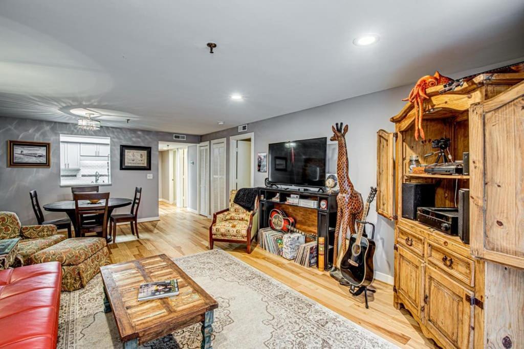 The Frequent Flyer Apartment Winston-Salem Ngoại thất bức ảnh
