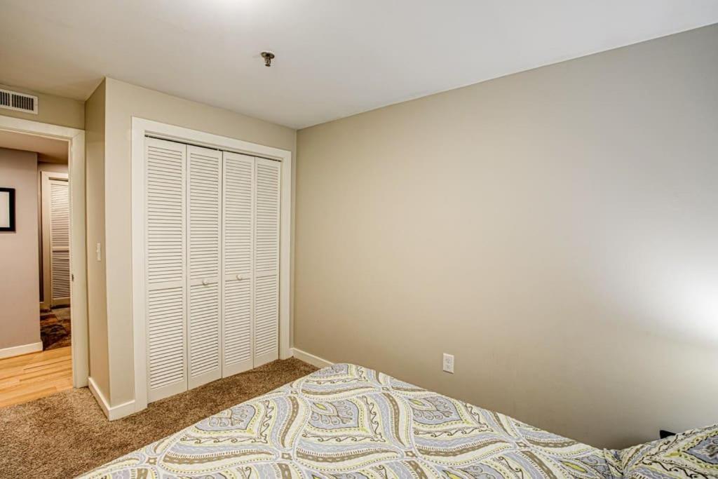The Frequent Flyer Apartment Winston-Salem Ngoại thất bức ảnh